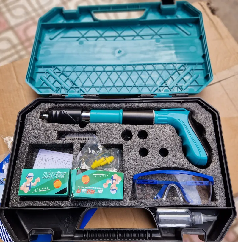 Pistolet A Pression A Clous – بندقية المسامي